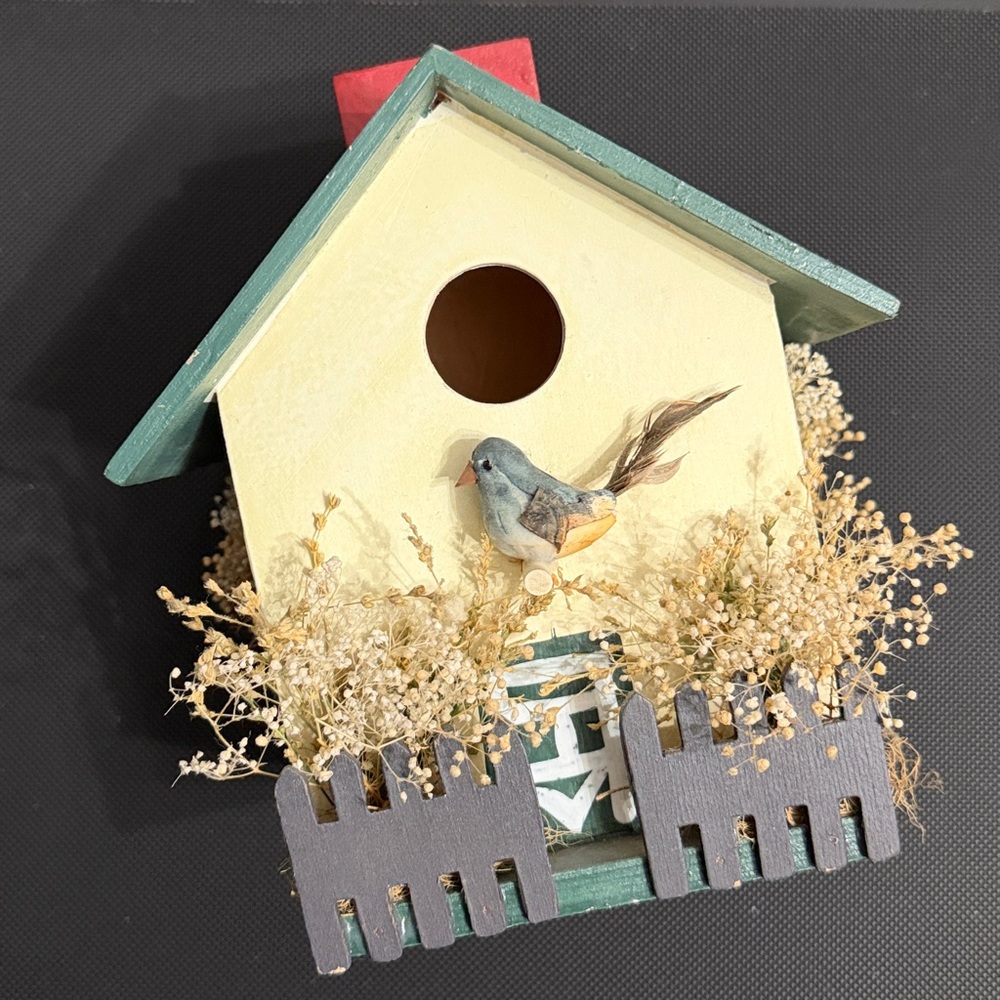 Vintage Terry’s Village Collection Rustic Hand painted Birdhouse